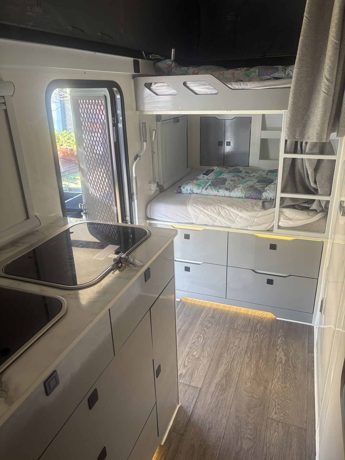 Mars 15 Elite Camper with Spacious Bunks! photo 6