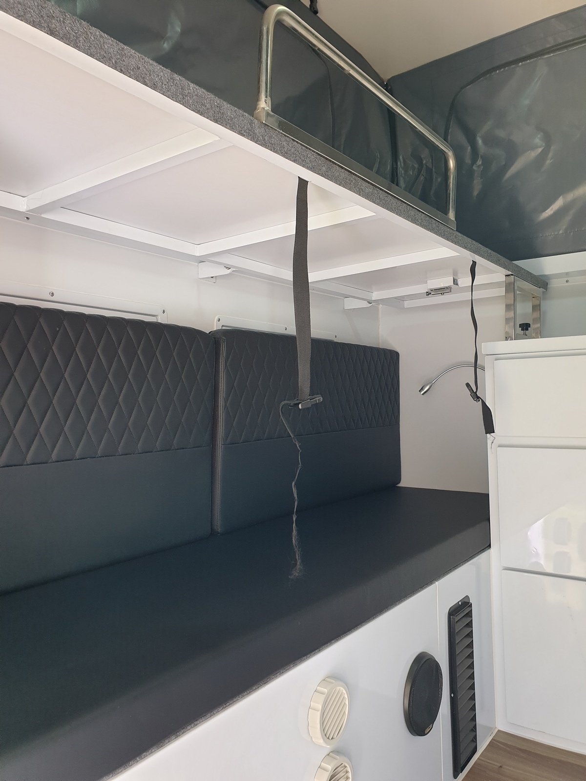 Family Camper, Hybrid Pop Top photo 11
