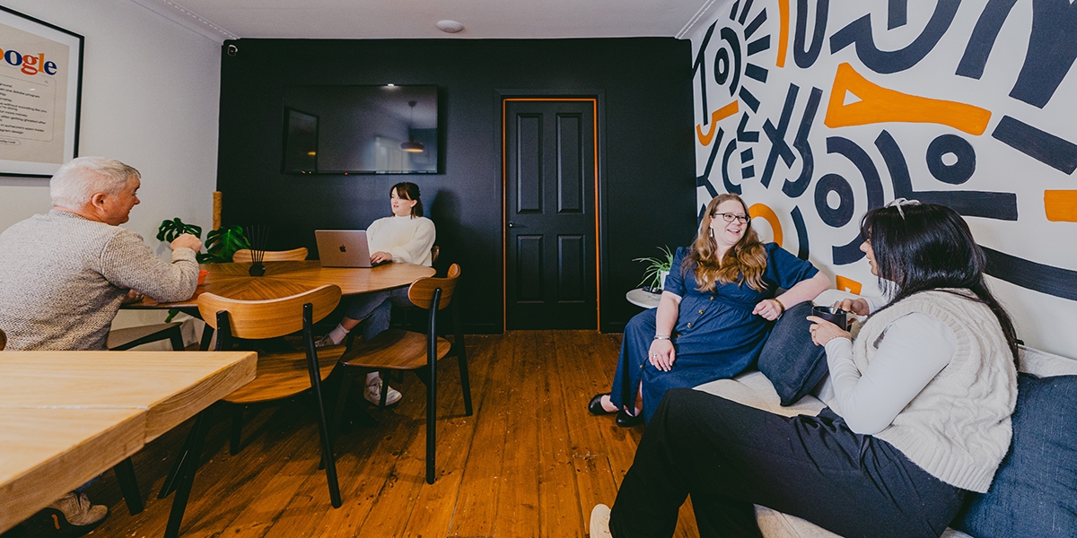 The Rumpus Room - Green Room photo 8