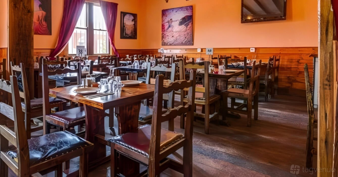 Whole Venue at Spanish Tapas photo 3