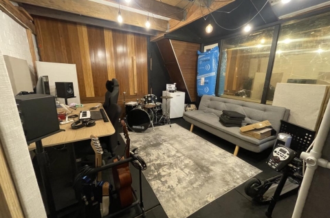 "The Warehouse" photo 11