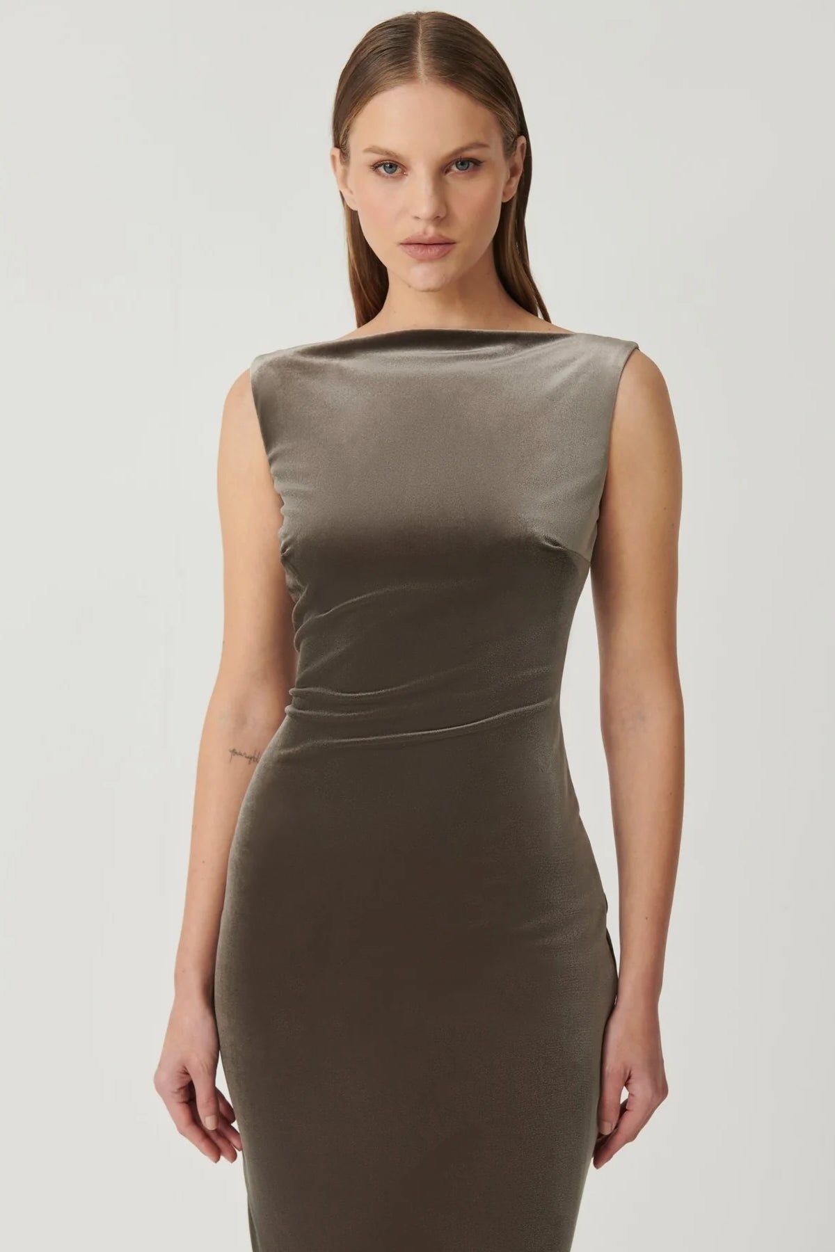 EFFIE KATS VERONA GOWN - MINK VELVET photo 2