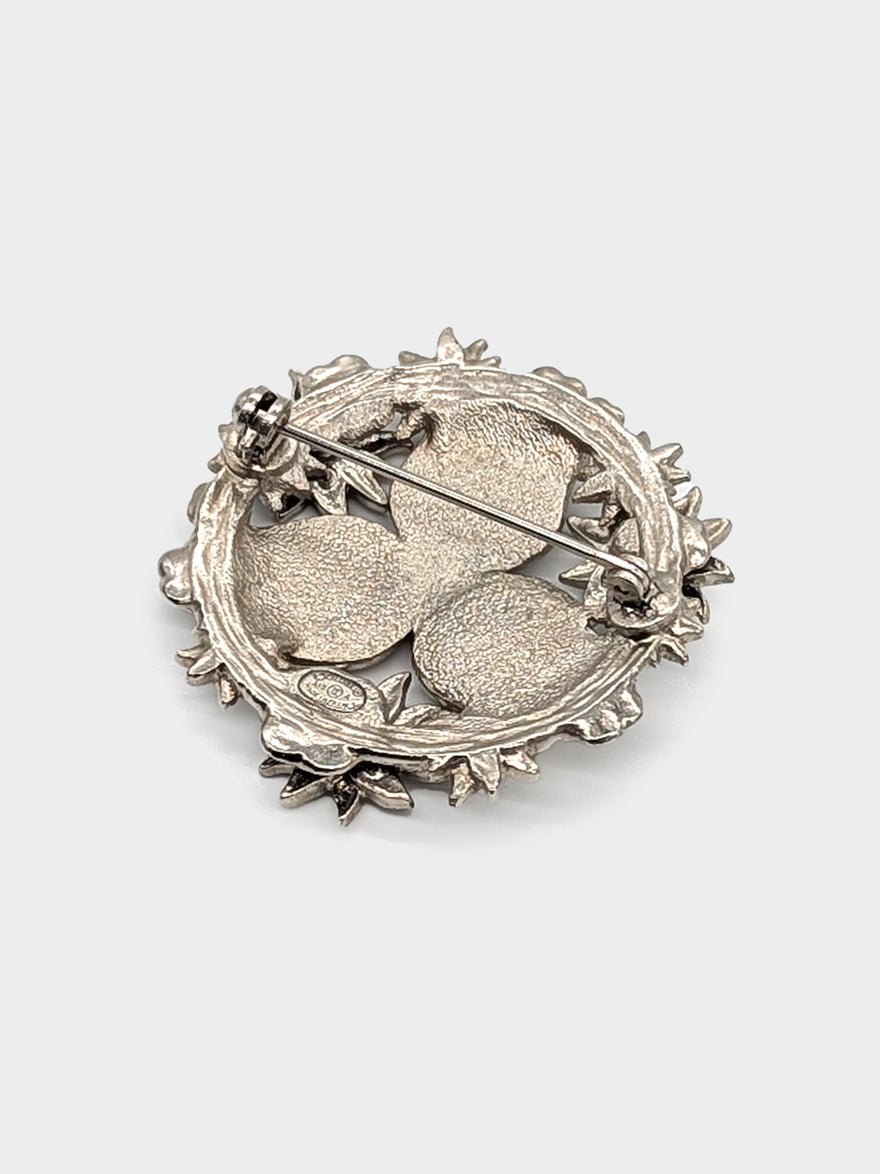 Chanel Vintage Emblem Brooch photo 2