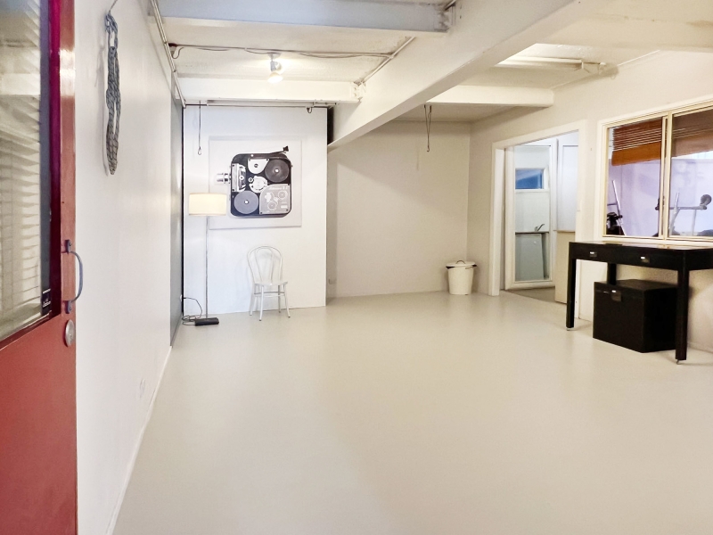 Oswald & Barcom Pocket Photo, Video, Gallery & Casting Studio photo 5