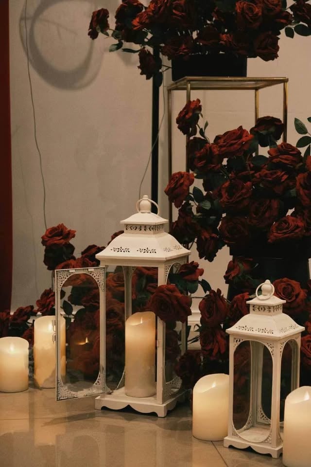 Proposal setup for Hire-Red rose Flower theme props Hire photo 3