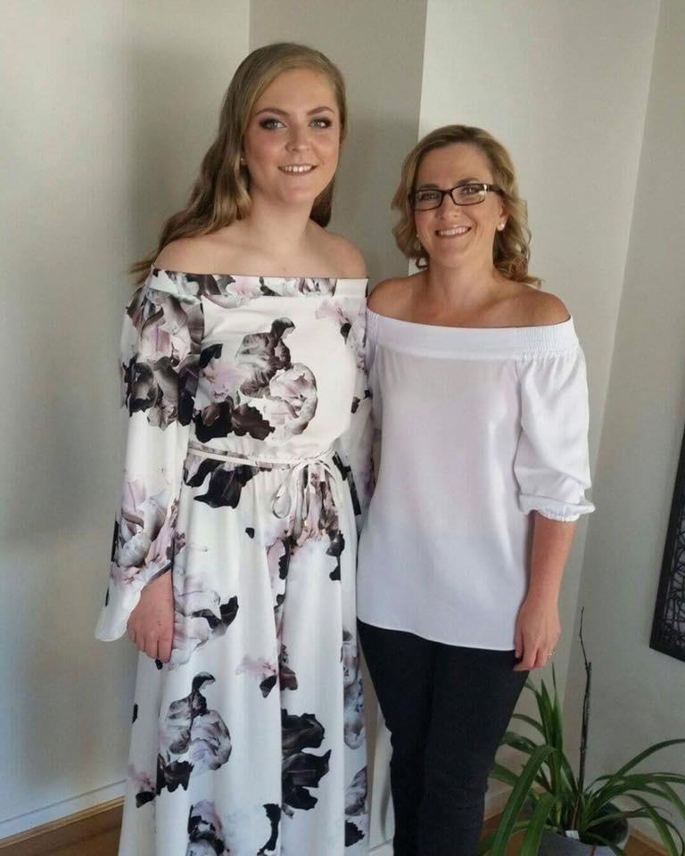 Pasduchas white floral jumpsuit size 10 photo 2