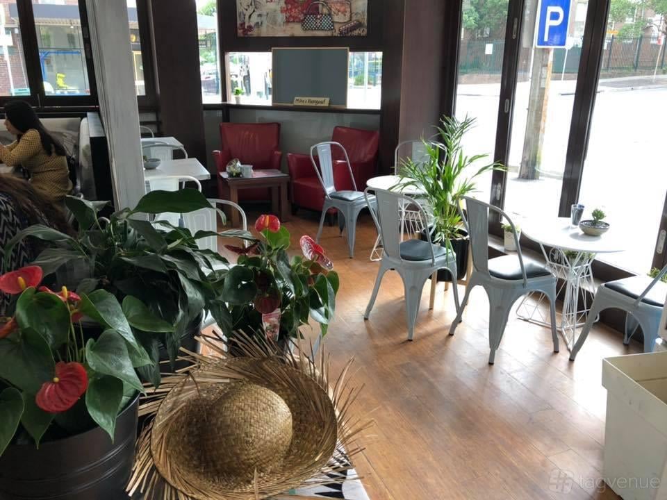 Entire Venue at Cafe Tabouli photo 4