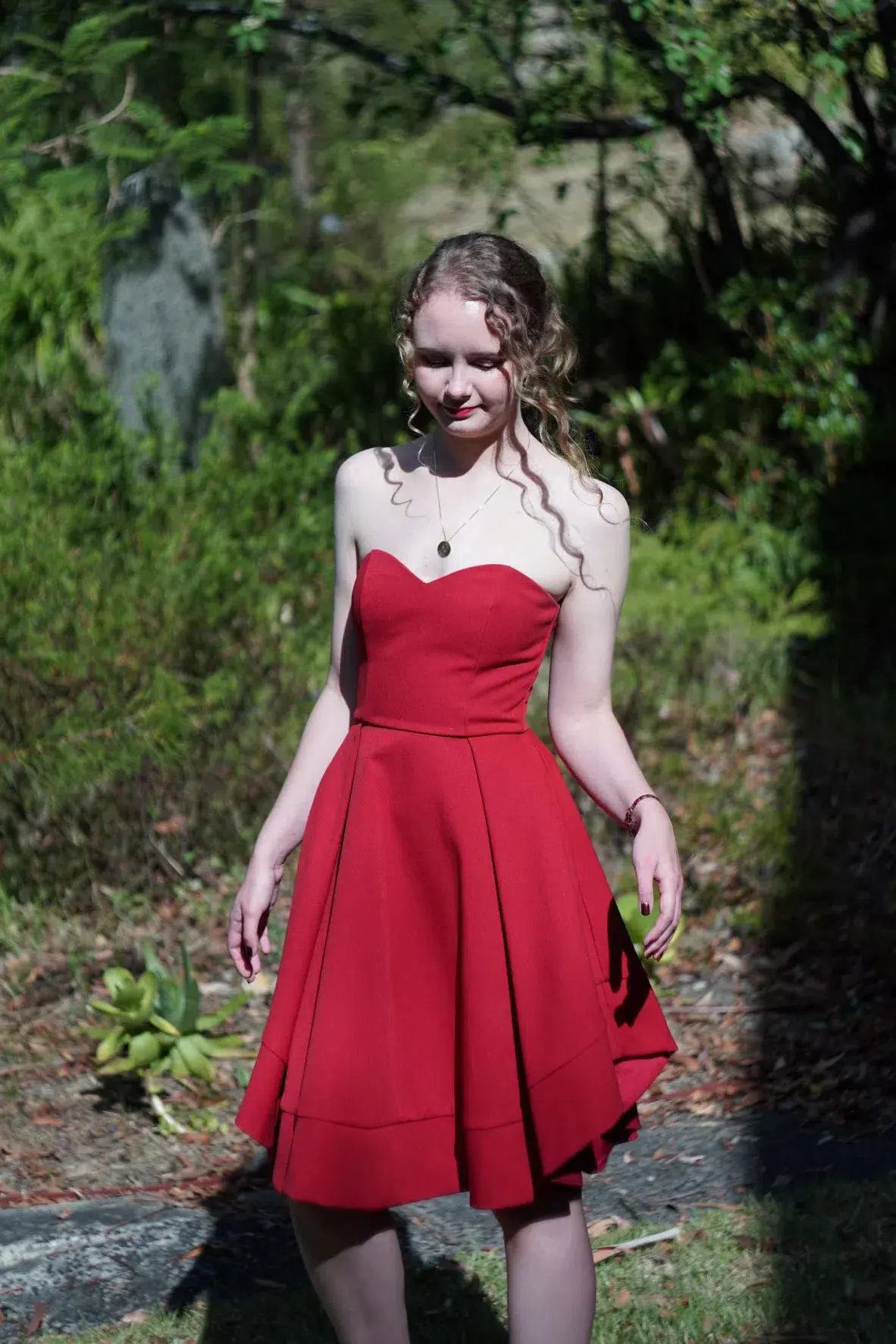 Pilgrim Midnight Chaos Dress in Red Size 6 photo 3
