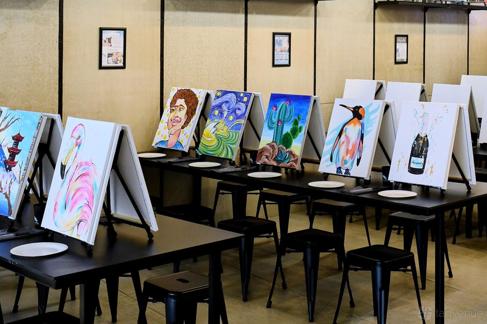 Whole Venue at Champainting Darlinghurst photo 5