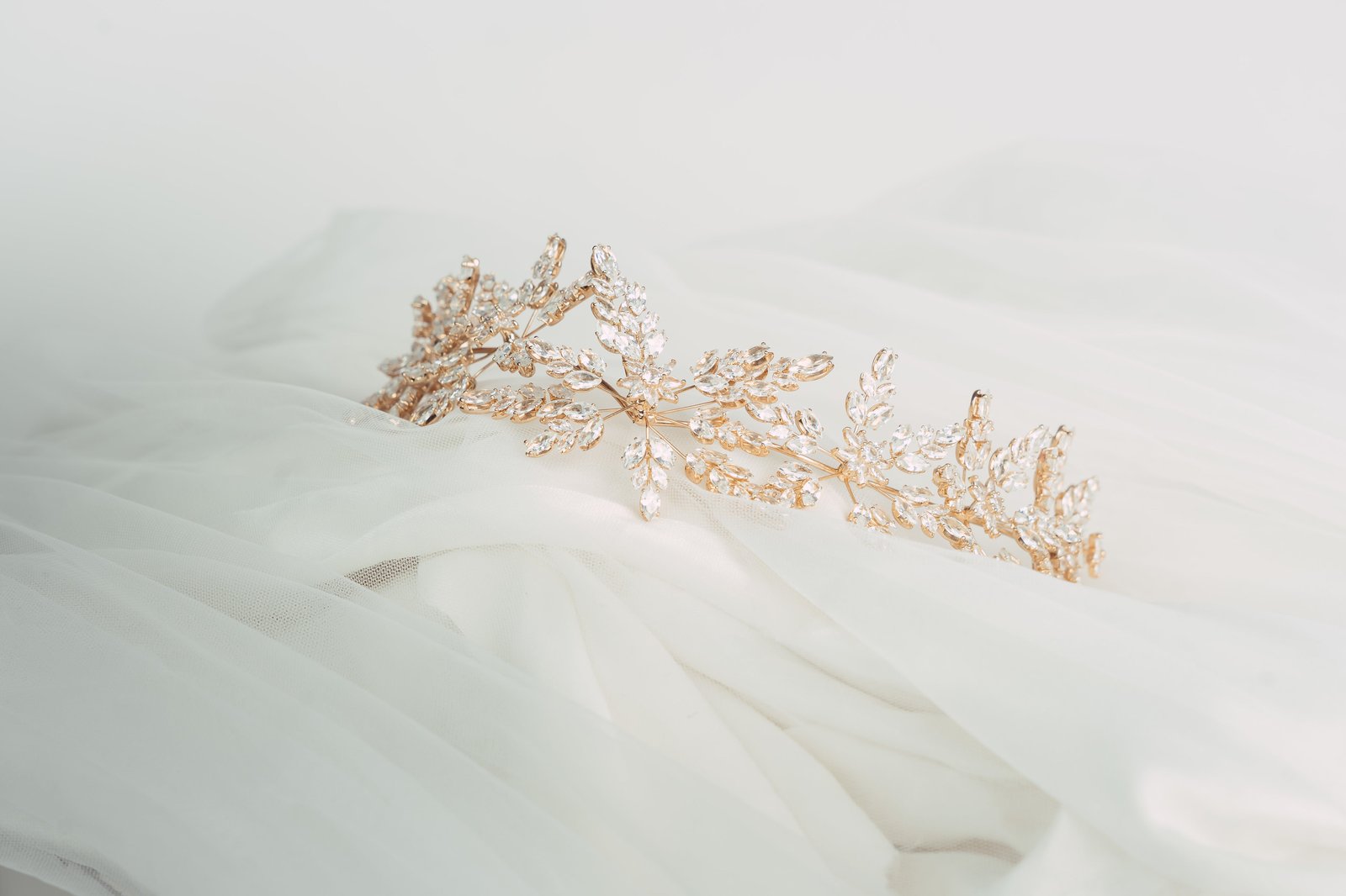 TIARA SILVER CROWN SILVER photo 2