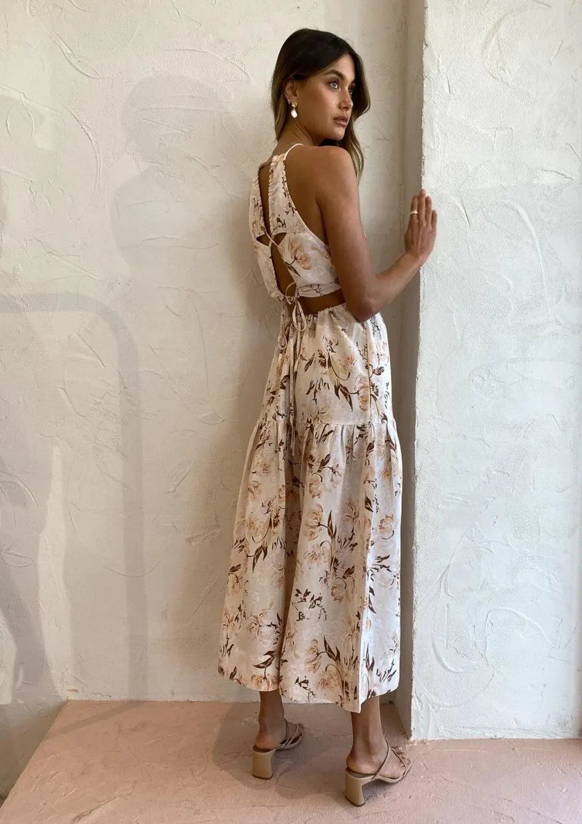 Shona Joy Roxane Open Back Tiered Midi Dress Print Size 14 photo 2