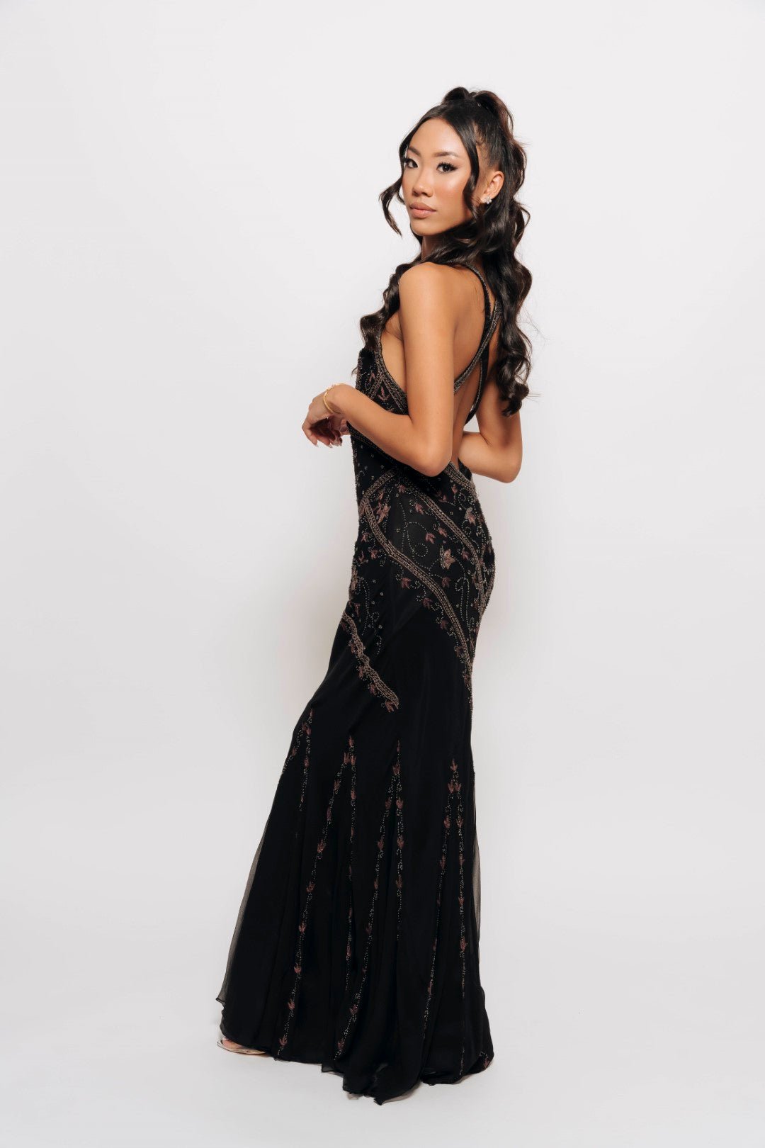 MULAN BLACK photo 2