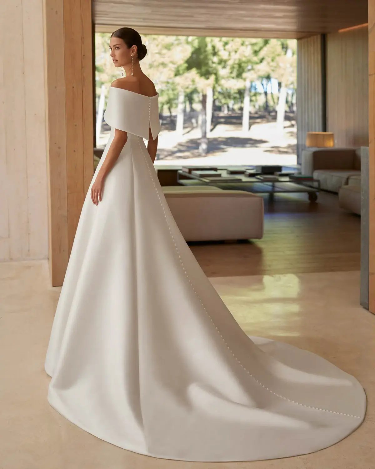 Rosa Clara Model Wedding dress photo 2