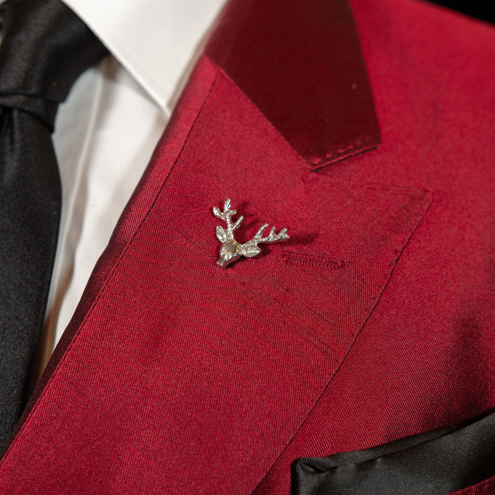 Reindeer Pin Silver photo 2