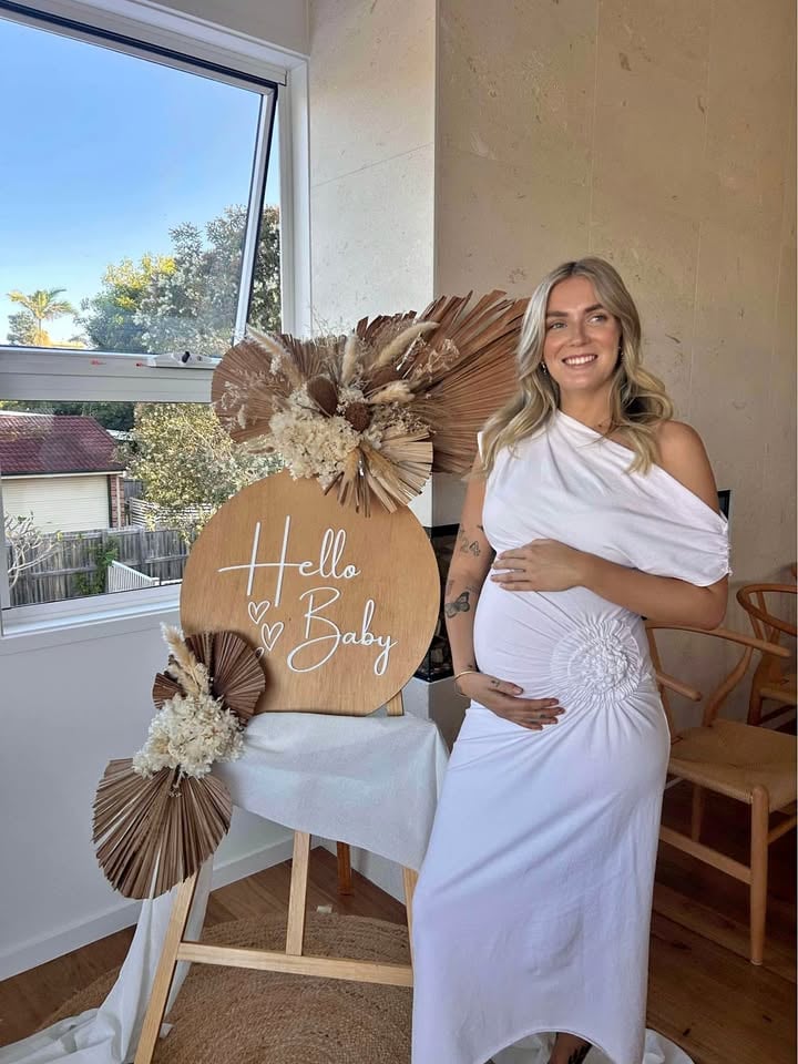 Hello Baby - Baby shower hire package photo 3