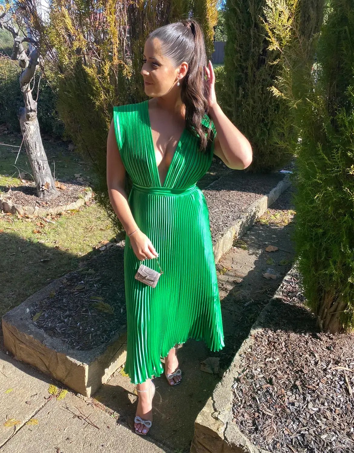 L’idee Gala Gown Bright Green Size 10 photo 2
