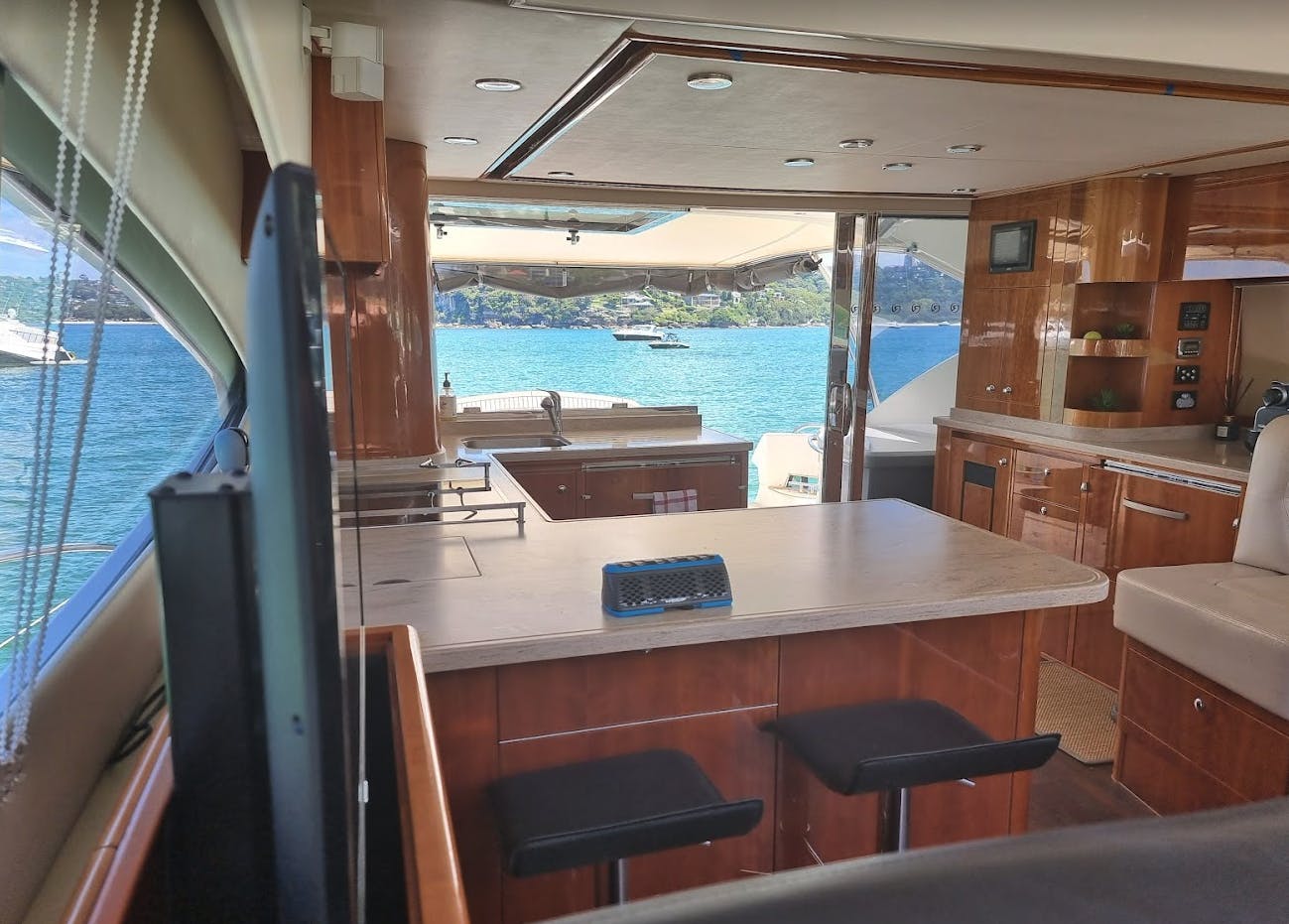 MV Mojo photo 19
