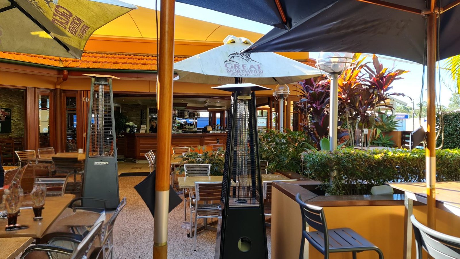 Whole Beer Garden at Beerwah Hotel photo 6