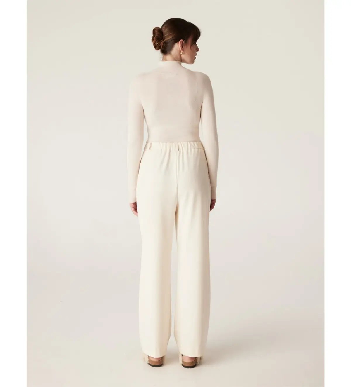 Cable Superfine Merino Turtle Neck in Ecru Size photo 2