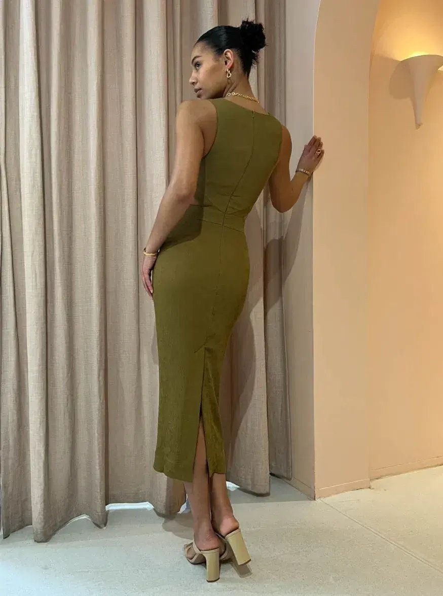 Shona Joy Simone V Neck Cut Out Midi Dress in Cumin Size 10 photo 4