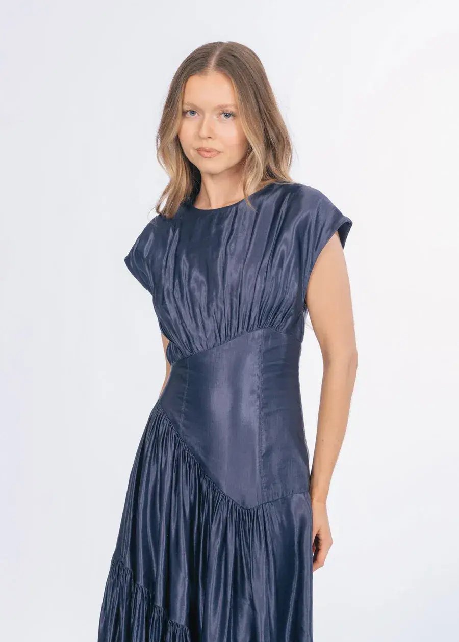 Serendipity Reflection Midi Dress in Navy Blue Size 6 photo 4