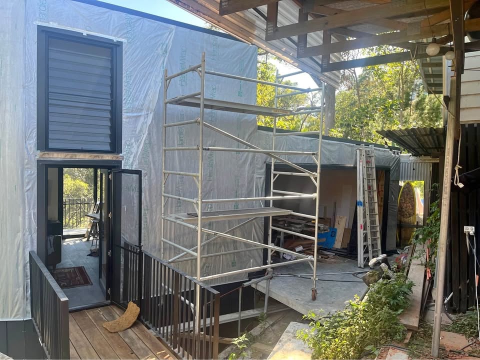 Scafold tower , Aluminium light weight mobile scaffold for hire , reach 4-6m photo 5