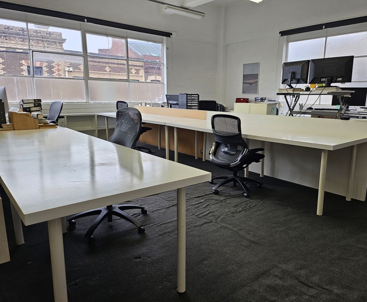 Fitzroy Warehouse Studio - 8 desks + meeting photo 3