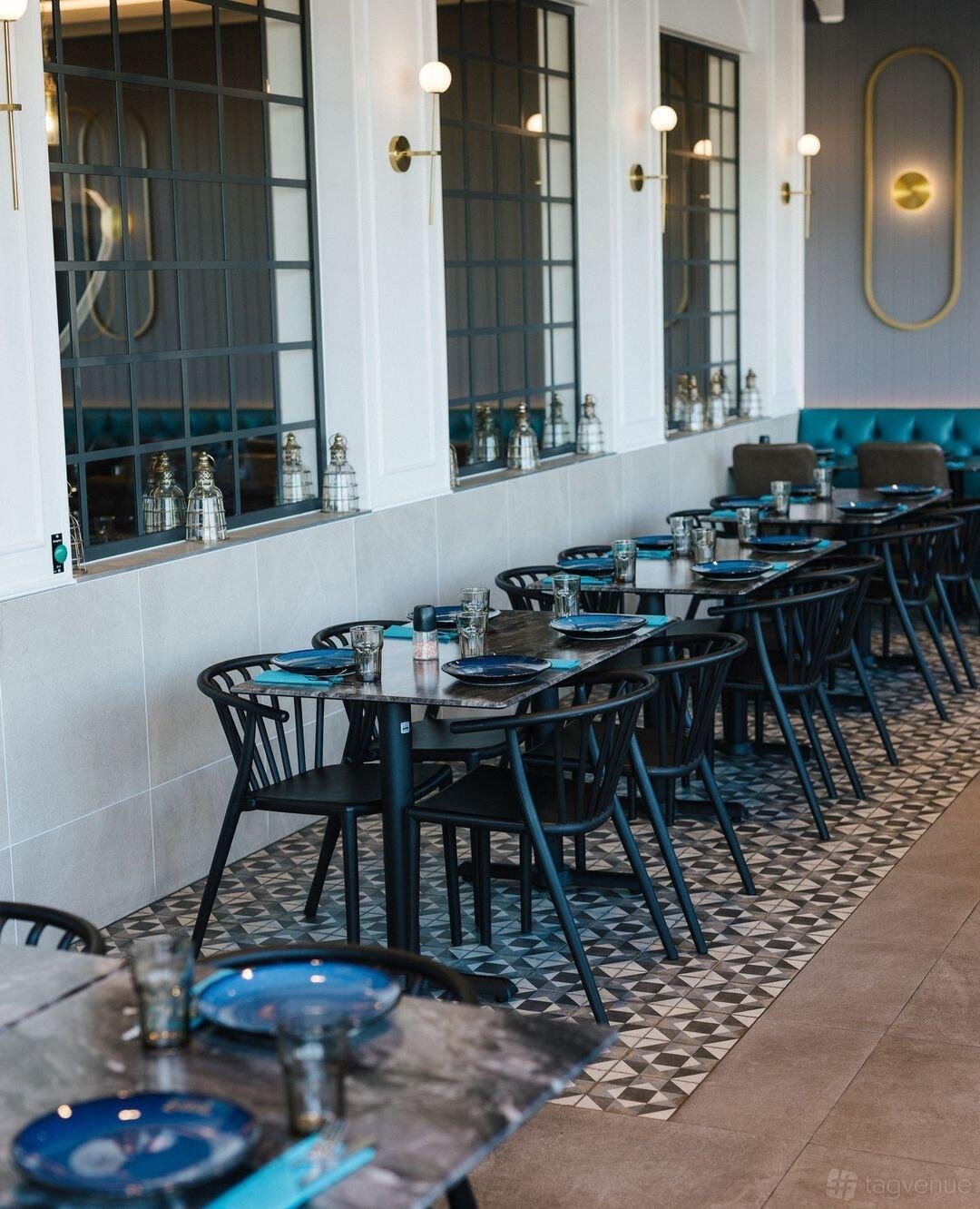 Whole Venue at Lazeez Lebanese Cuisine photo 8