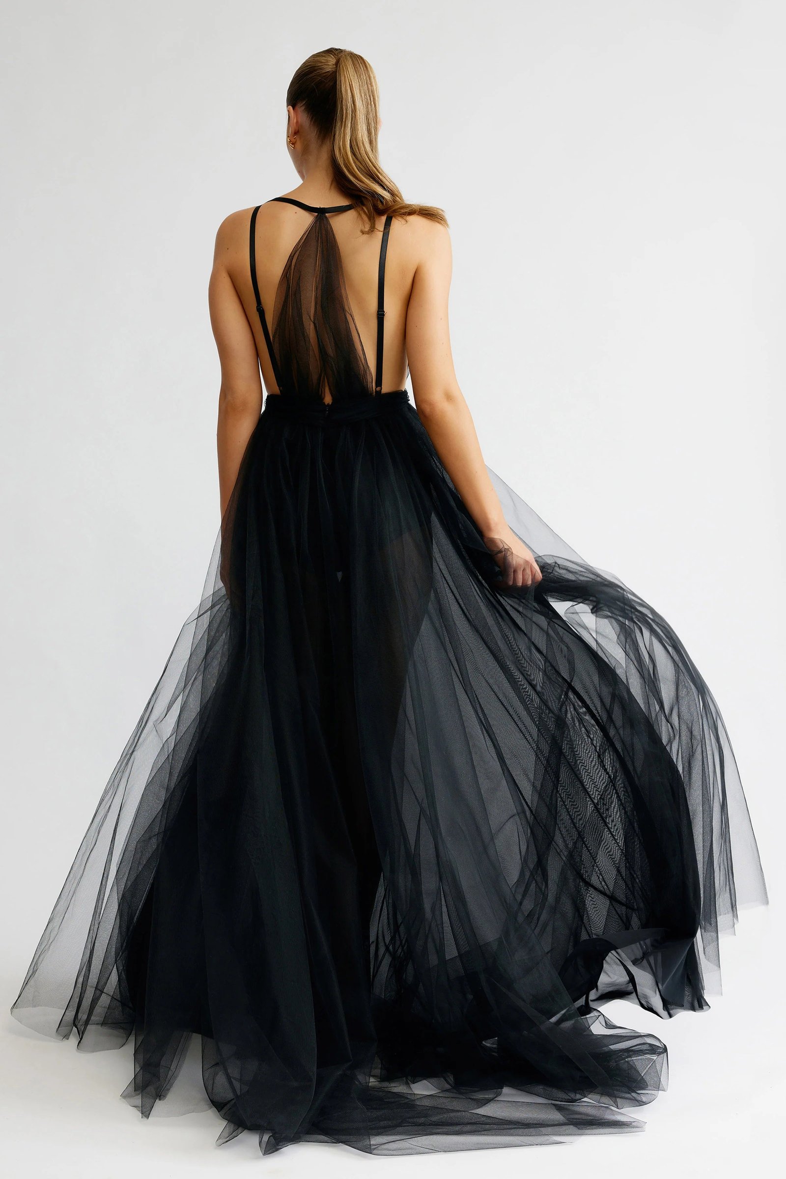 LEXI CYNTHIA DRESS - BLACK photo 7
