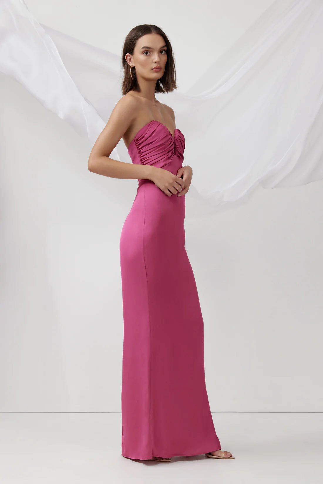 LEXI MAGNOLIA DRESS - MAGENTA photo 2