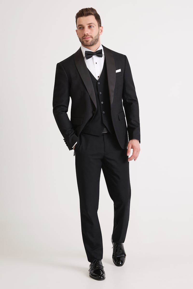 Black Tuxedo Suitor Package photo 6