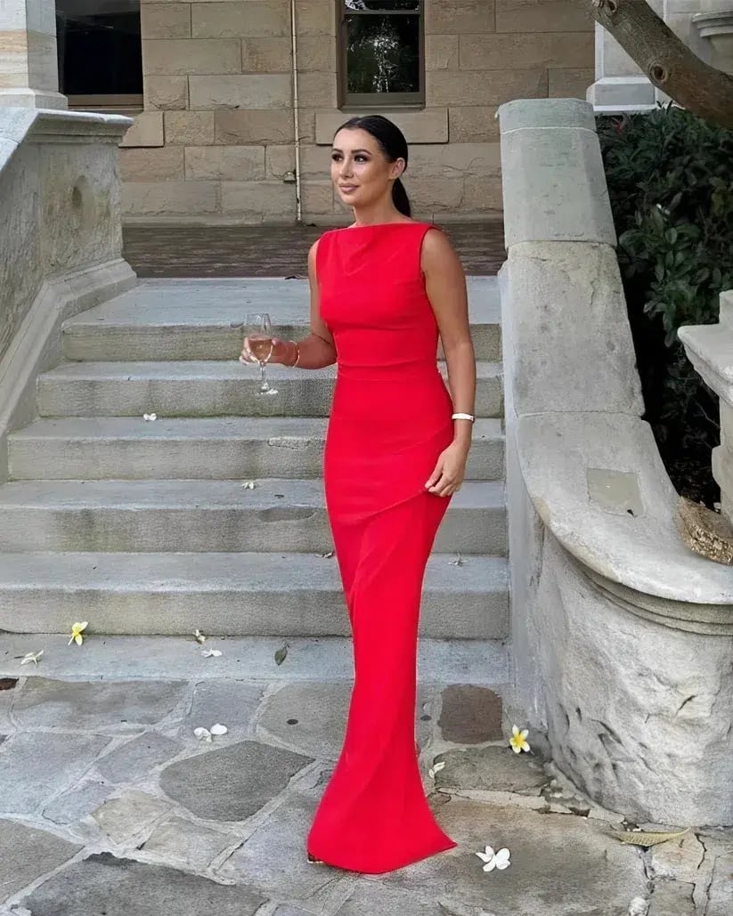 Effie Kats Verona Gown Red Size L / AU 12 photo 3