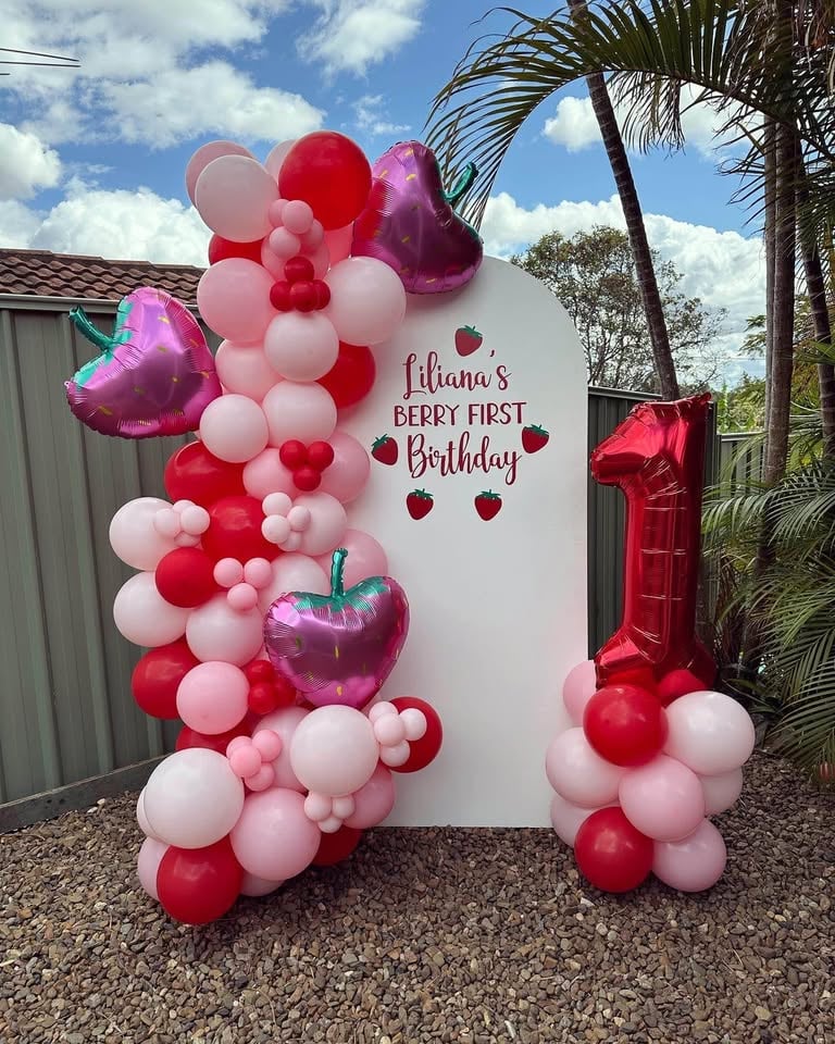 Balloon garland and backdrop hire photo 9