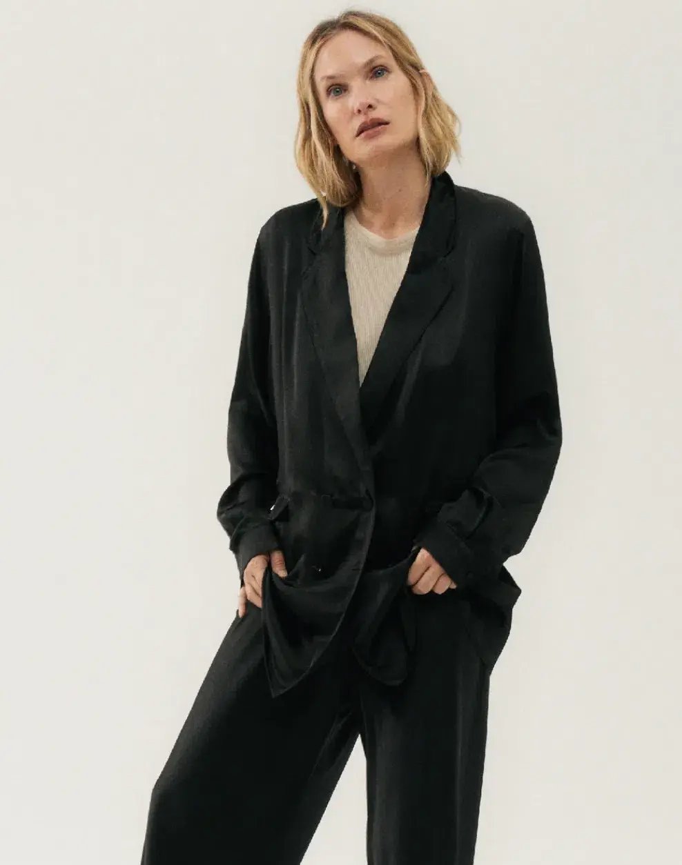 Silk Laundry Relaxed Blazer Black Size 8 photo 3