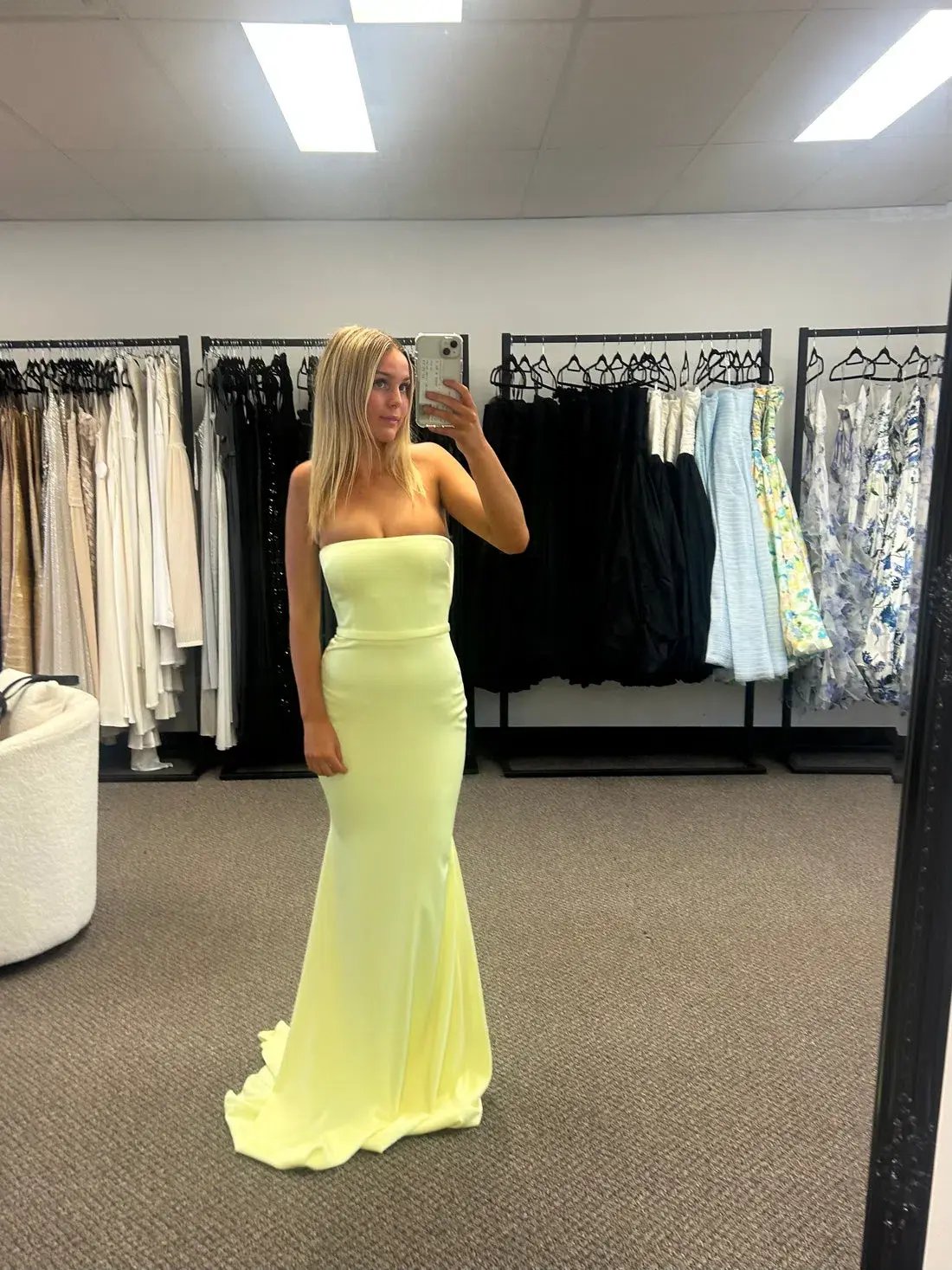 Alex Perry Cassidy Strapless Gown Lime Size 6 photo 5