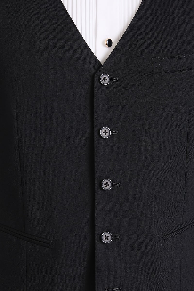 Black Vest photo 3