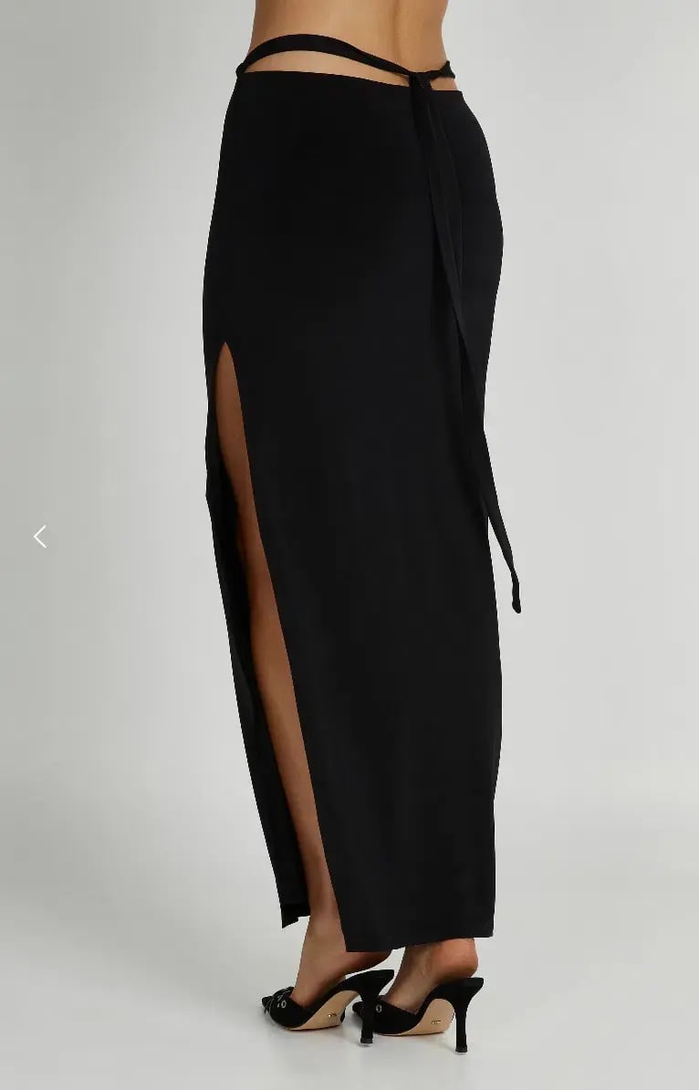 Meshki Jeanine Cowl Back Maxi Skirt and Top Set Black Size 6 photo 3