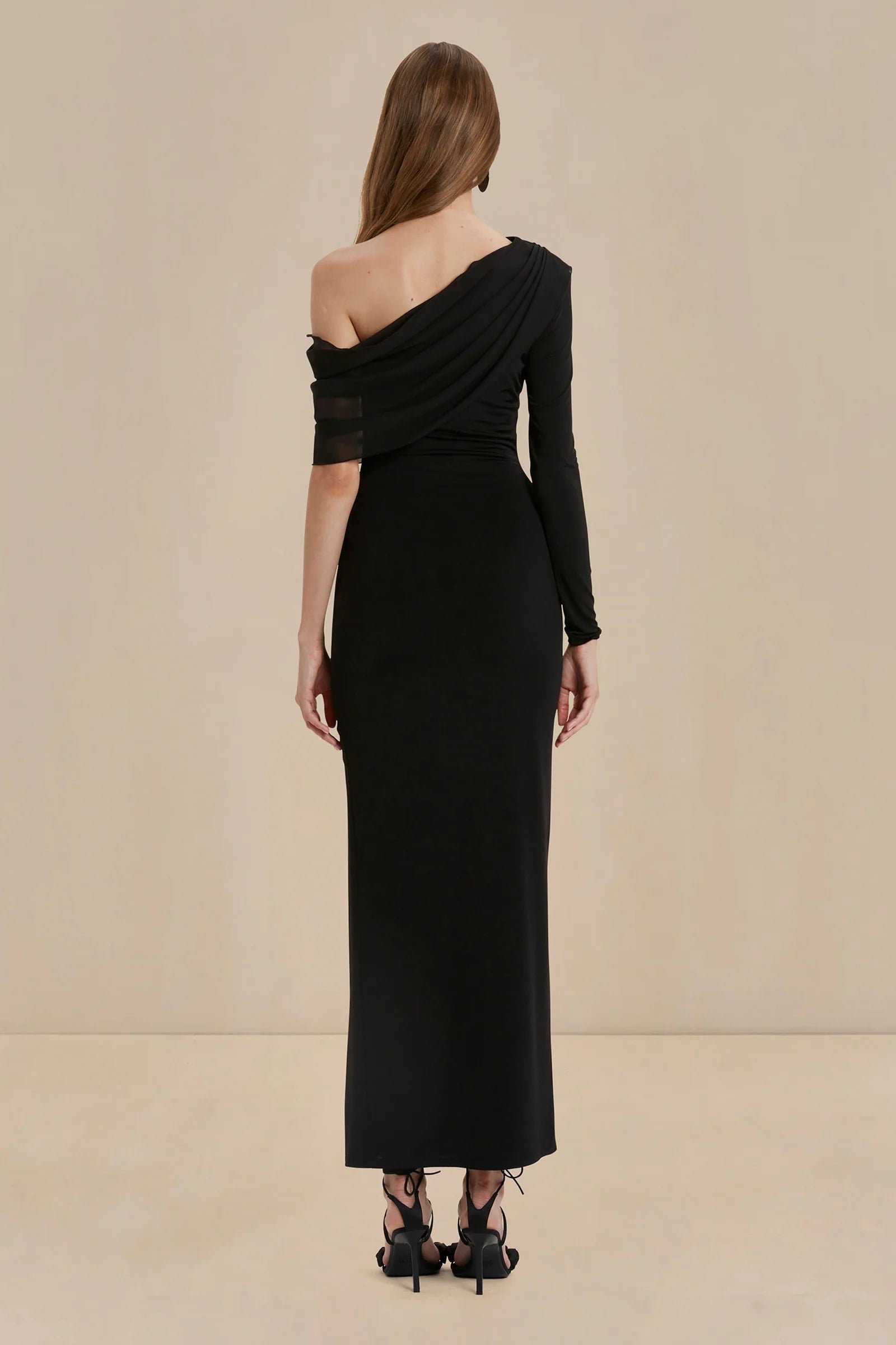 SONYA SASSARI ONE SHOULDER DRESS - BLACK photo 2
