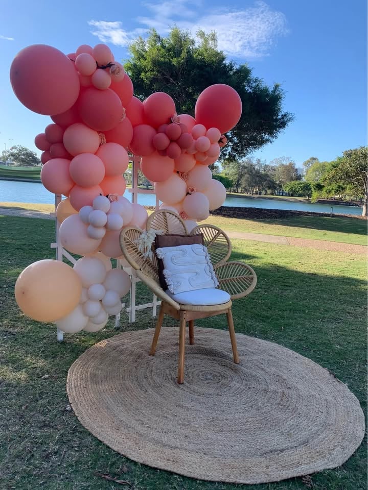 Luxury High Table Set for Hire photo 9