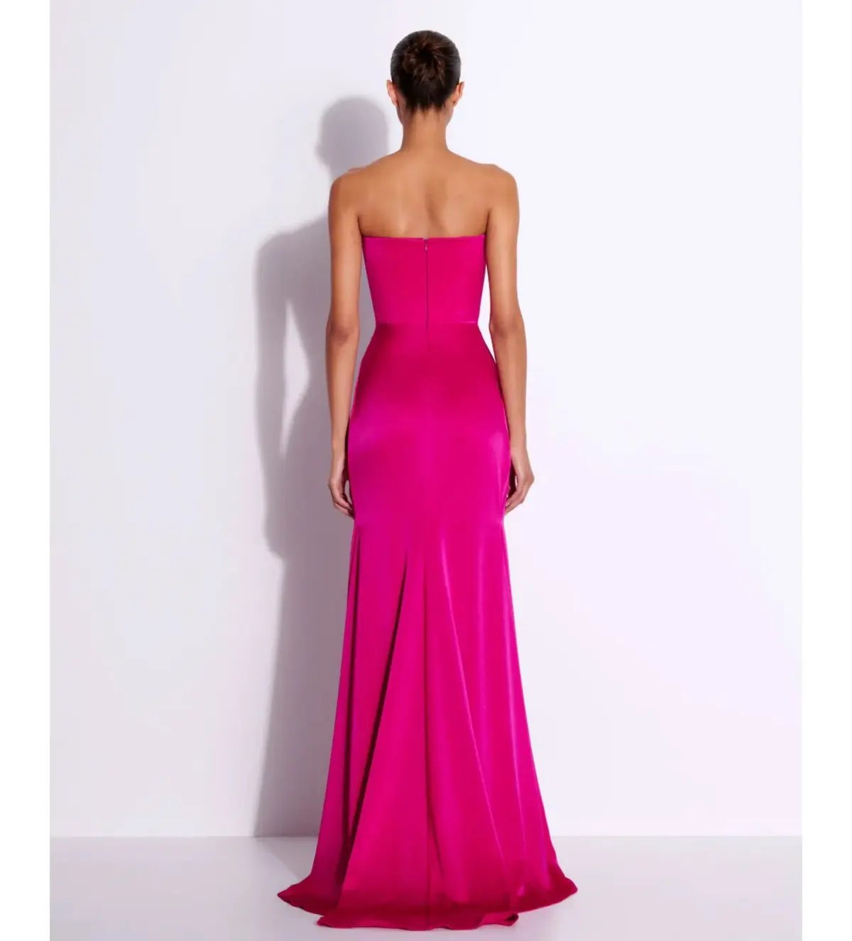 Alex Perry Strapless Gathered Drape Gown in Satin Crepe Raspberry Size AU 6 photo 3