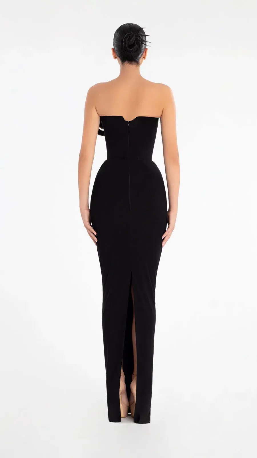 Albina Dyla Evening Dress Black with Gold Embellishment Size 8 photo 3