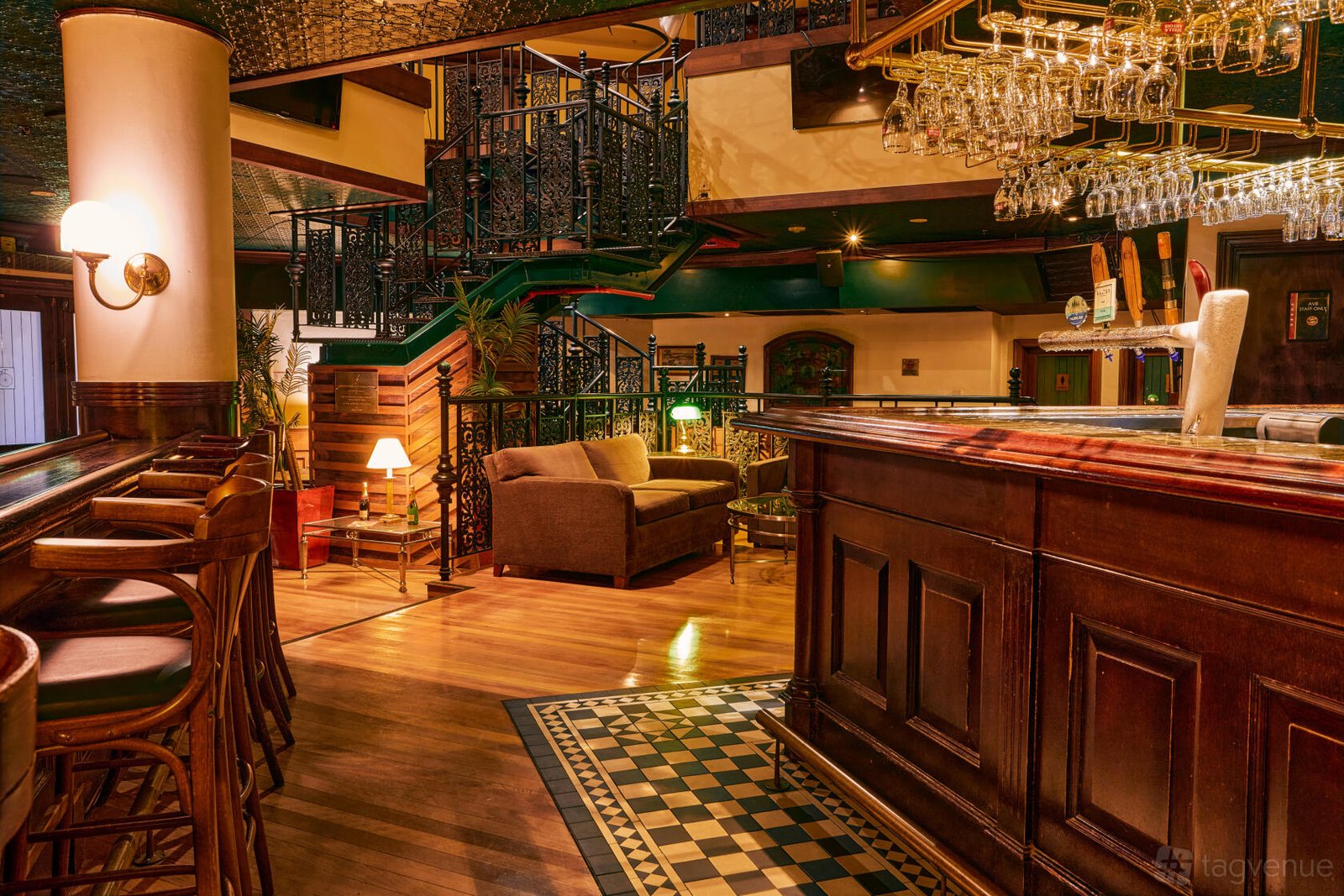 AV8 Bar at Stamford Plaza Sydney Airport Hotel photo 2