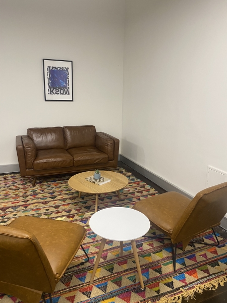 Your own creative space/office - fully furnished photo 7