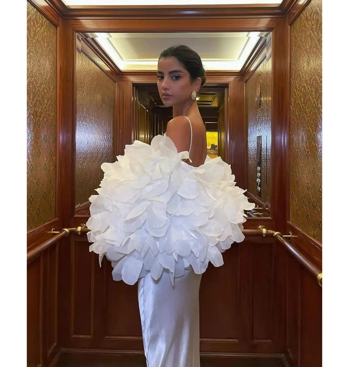 Selezza Lucia Flower Bomber In White Size S / AU 8 photo 4