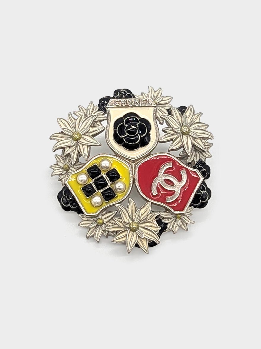 Chanel Vintage Emblem Brooch photo 3