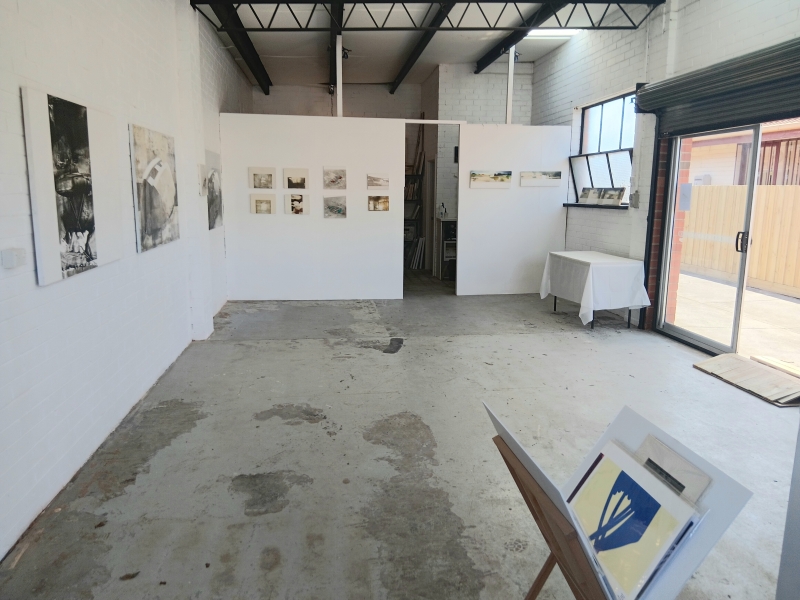 Cart contemporary art studio photo 2