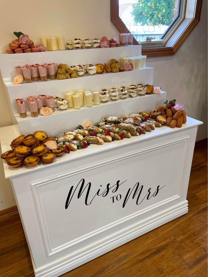Dessert stand & table for hire48hr hire ! photo 8