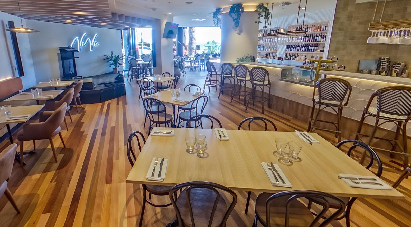 Whole Venue at Vida Seafood photo 2