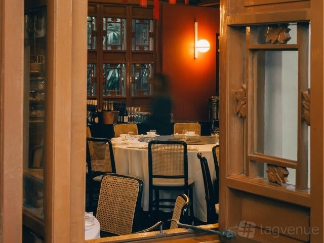 Red Room at One Dining Teahouse and Restaurant photo 6