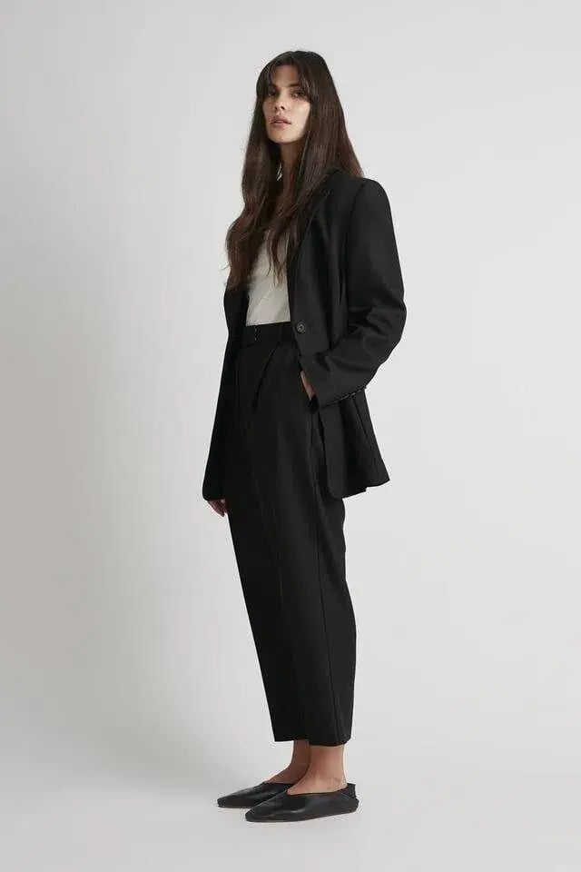 Camilla & Marc Tarantino Two-Piece Suit Black Size 8 photo 2